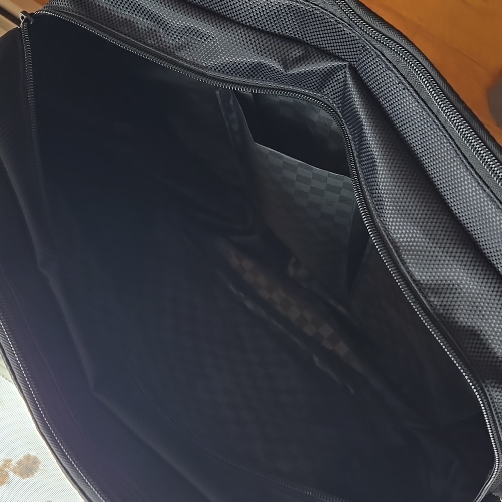 Kenneth Cole Reaction Black Weekender Travel Tote Bag Carry-On - Picture 3 of 16